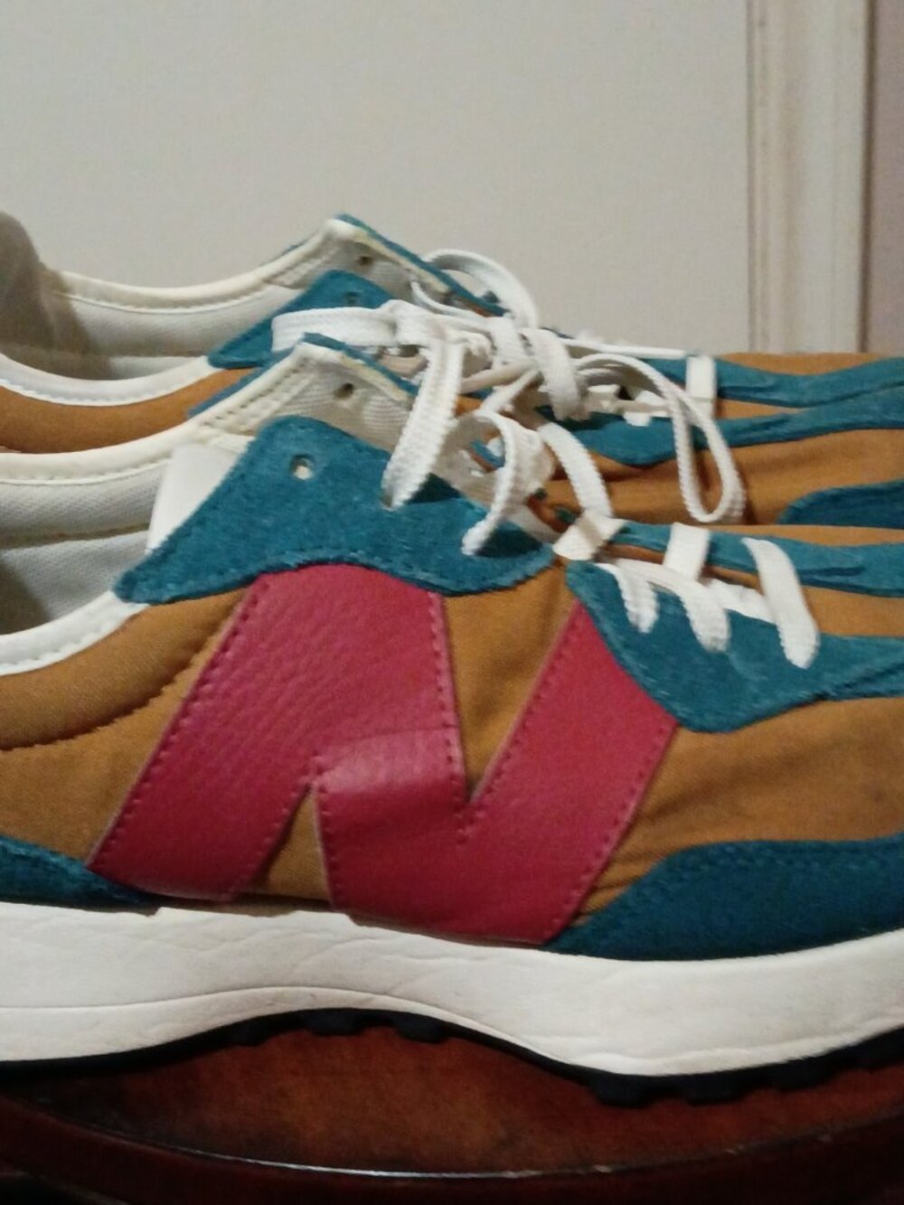 New Balance 327 Womens Size 11 Comfort Lifestyle Sneaker Mountain Teal Workwear - Picture 4 of 13